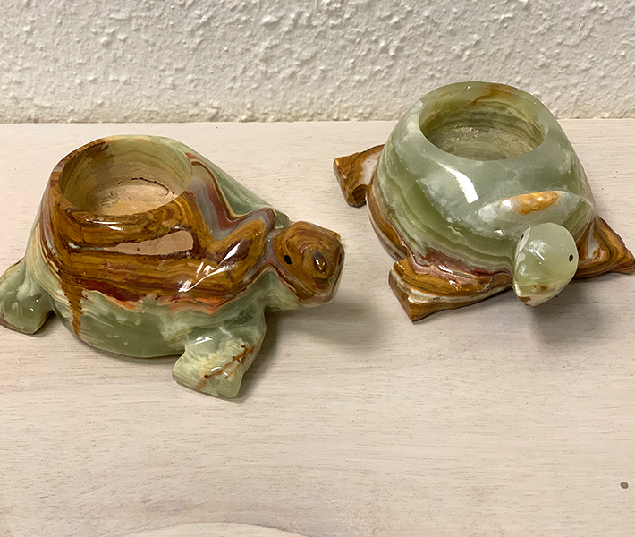 Schildpad half edelsteen (rood) Aragoniet