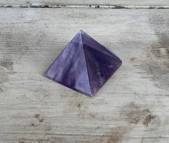 Amethist piramide