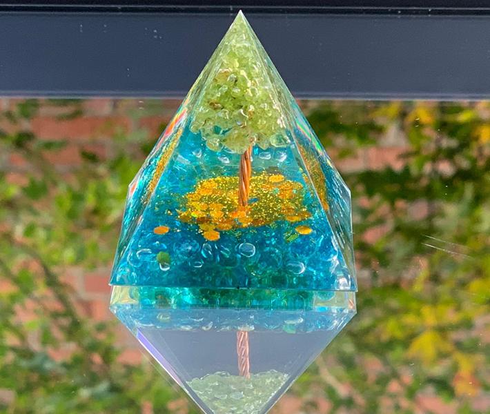 Orgonite piramide levensboom VERKOCHT