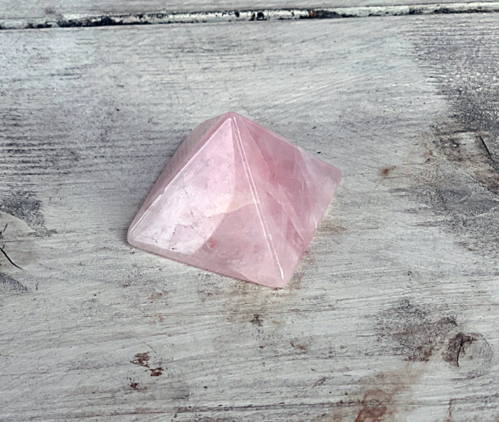 Rozenkwarts piramide