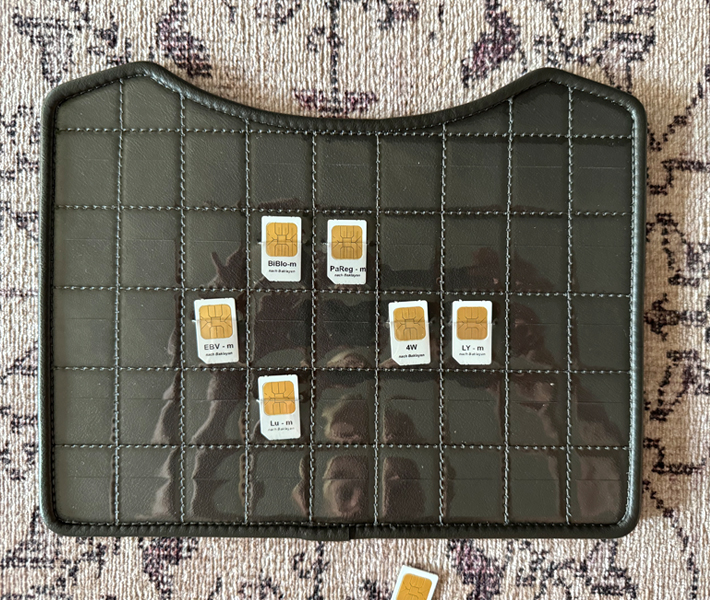 Etui vegan voor het opbergen van 45 chipkaarten