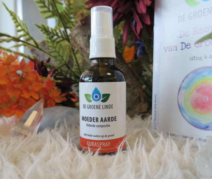 De Groene Linde Moeder Aarde Auraspray – warme aardse geur met patchouli, vetiver en benzoë